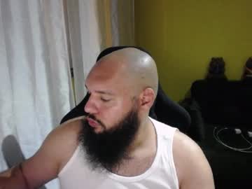 Guessswho24 Chaturbate stream image from April 18, 2025