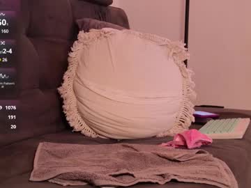 Kattyallure Chaturbate stream image from April 18, 2025