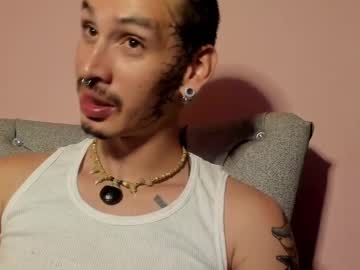 Mateo60_ Chaturbate stream image from April 18, 2025