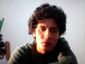 Eros_1boy Chaturbate stream image from April 18, 2025