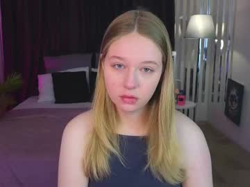 Me_Michelle Chaturbate stream image from April 18, 2025