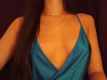 Sexyideusa Chaturbate stream image from April 18, 2025