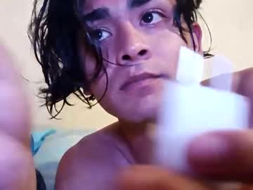 Svent24 Chaturbate stream image from April 18, 2025