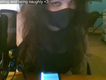 Variaelectro Chaturbate stream image from April 18, 2025