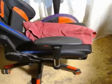 Zorcar42 Chaturbate stream image from April 18, 2025