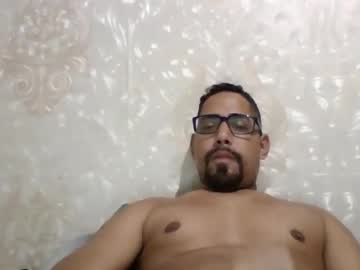 Foder100 Chaturbate stream image from April 18, 2025