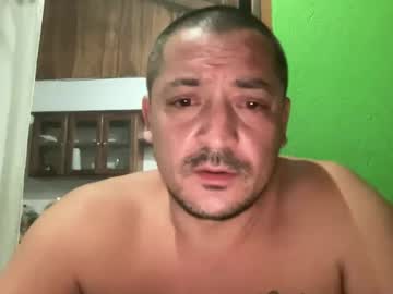 Nikaulas Chaturbate stream image from April 18, 2025