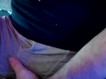 Ucez2play Chaturbate stream image from April 18, 2025