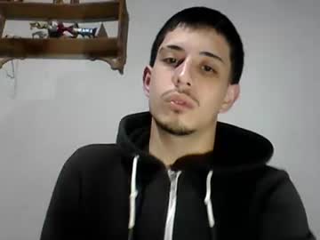 Elvergonn2105 Chaturbate stream image from April 18, 2025