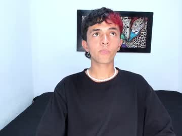 Erik_Rey Chaturbate stream image from April 18, 2025