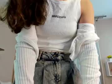 Kikilekikilele Chaturbate stream image from April 18, 2025