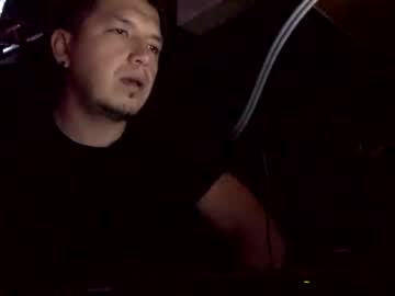 Apachekris Chaturbate stream image from April 18, 2025
