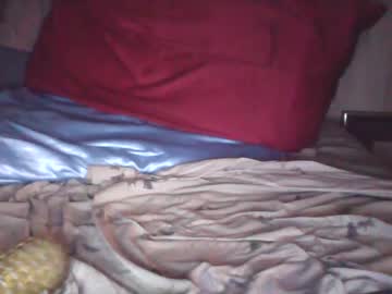 Oldcrowskaa Chaturbate stream image from April 18, 2025