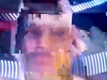 Bear673625 Chaturbate stream image from April 18, 2025