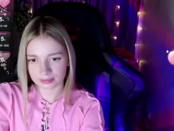 Cherry_Yam Chaturbate stream image from April 18, 2025