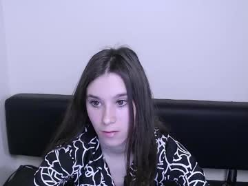 Rosalais_ Chaturbate stream image from April 18, 2025