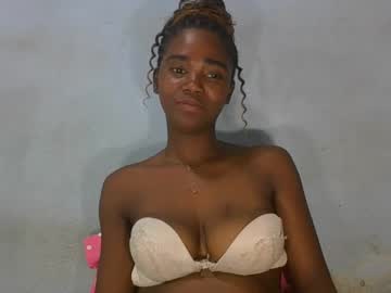 Cerila Chaturbate stream image from April 18, 2025