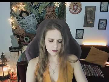 Emiliabedy Chaturbate stream image from April 18, 2025