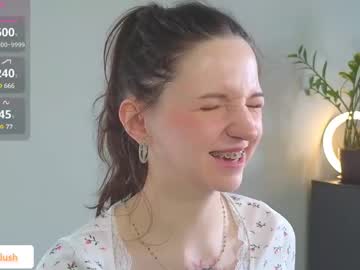 Linpie Chaturbate stream image from April 18, 2025
