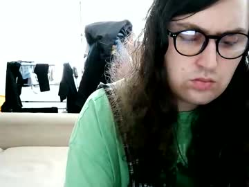 Thereeeeelbean14202 Chaturbate stream image from April 18, 2025