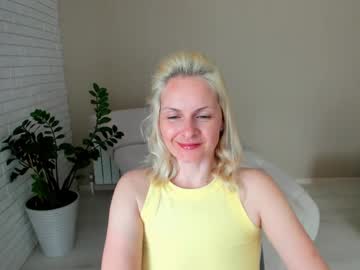 Alicee__Grace Chaturbate stream image from April 18, 2025