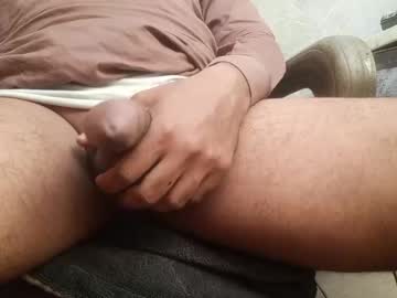 Bullwithballs Chaturbate stream image from April 18, 2025
