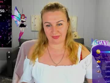 Lili_Crossi Chaturbate stream image from April 18, 2025