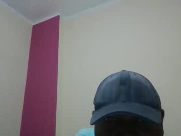 Skhot146 Chaturbate stream image from April 18, 2025