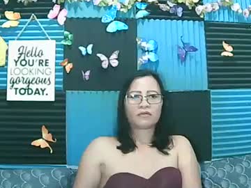 Hotagnes4u Chaturbate stream image from April 18, 2025
