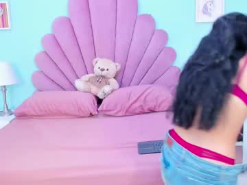 Lorraine_Preston Chaturbate stream image from April 18, 2025