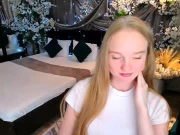 Trapofemotions Chaturbate stream image from April 18, 2025