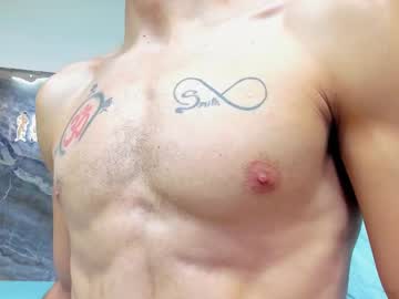 Zeldasmithxx Chaturbate stream image from April 18, 2025