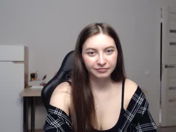 Alice_________________________ Chaturbate stream image from April 18, 2025