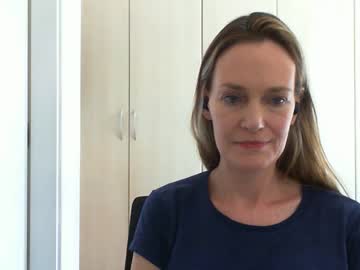 Crazyanny Chaturbate stream image from April 18, 2025