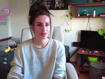 Adrihanna Chaturbate stream image from April 18, 2025