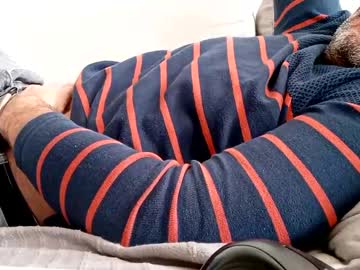 Honeydaddyforyou Chaturbate stream image from April 18, 2025