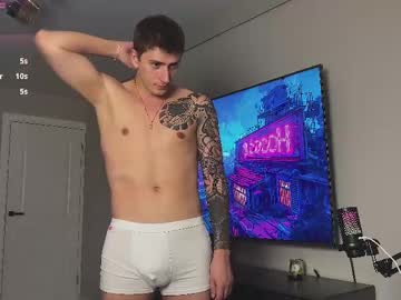 Krishort Chaturbate stream image from April 18, 2025