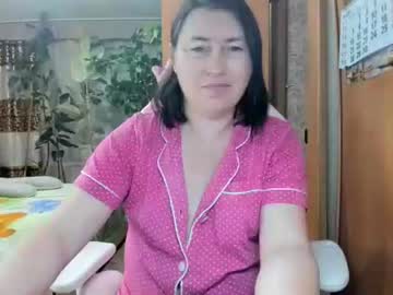 Lika35109 Chaturbate stream image from April 18, 2025