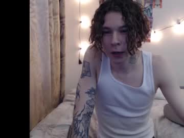 Sugarrrboy Chaturbate stream image from April 18, 2025