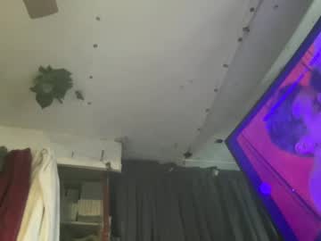 Badddkittyyyb Chaturbate stream image from April 18, 2025