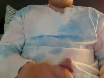 Cmooreboobz Chaturbate stream image from April 18, 2025