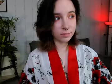 Lilithlunna Chaturbate stream image from April 18, 2025