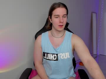 Vincent__Strong Chaturbate stream image from April 18, 2025