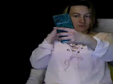 Wleslymosw Chaturbate stream image from April 18, 2025