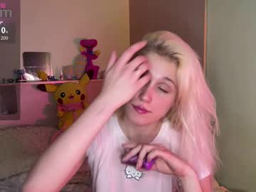 Annabel_Myr Chaturbate stream image from April 18, 2025