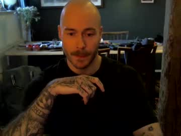 Durin Chaturbate stream image from April 18, 2025