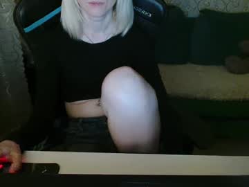Pink_Martinis Chaturbate stream image from April 18, 2025