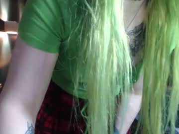 Hentaishiing Chaturbate stream image from April 18, 2025
