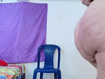 Sexy_Curvi Chaturbate stream image from April 18, 2025