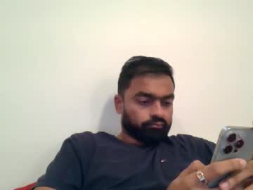 Shiv8910 Chaturbate stream image from April 18, 2025